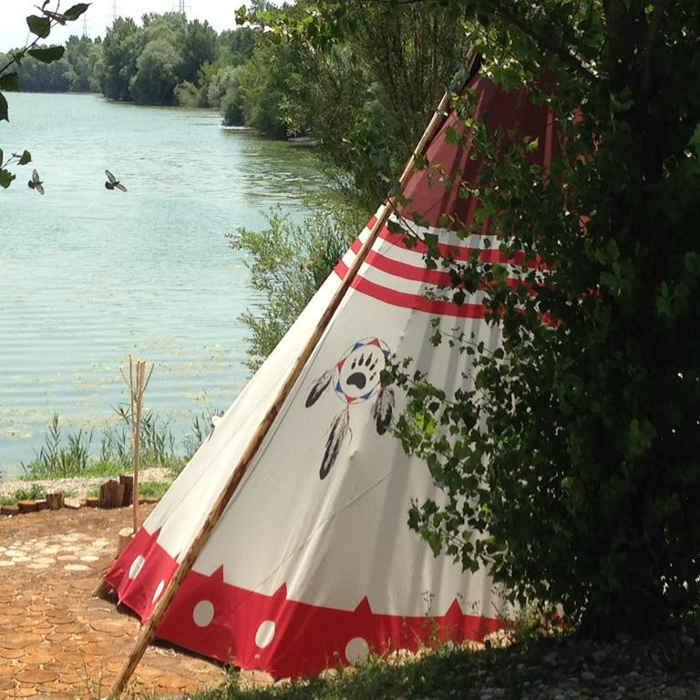 Zagreb Camp Bungalows Rakitje Kültér fotó