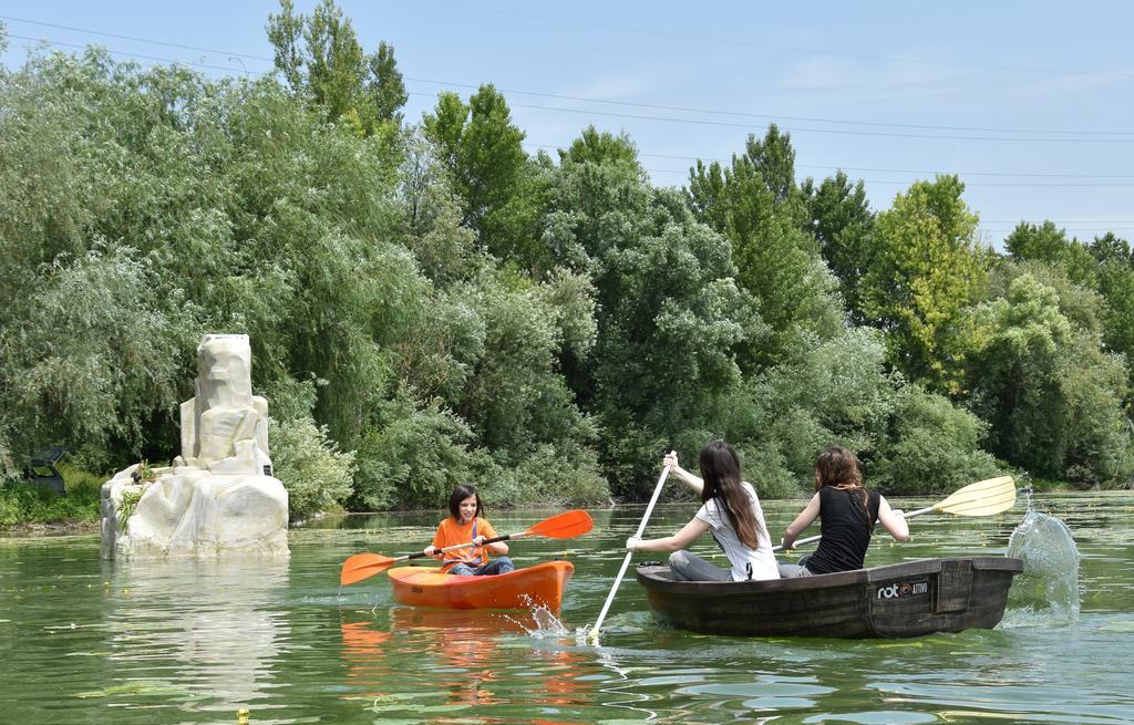 Zagreb Camp Bungalows Rakitje Kültér fotó
